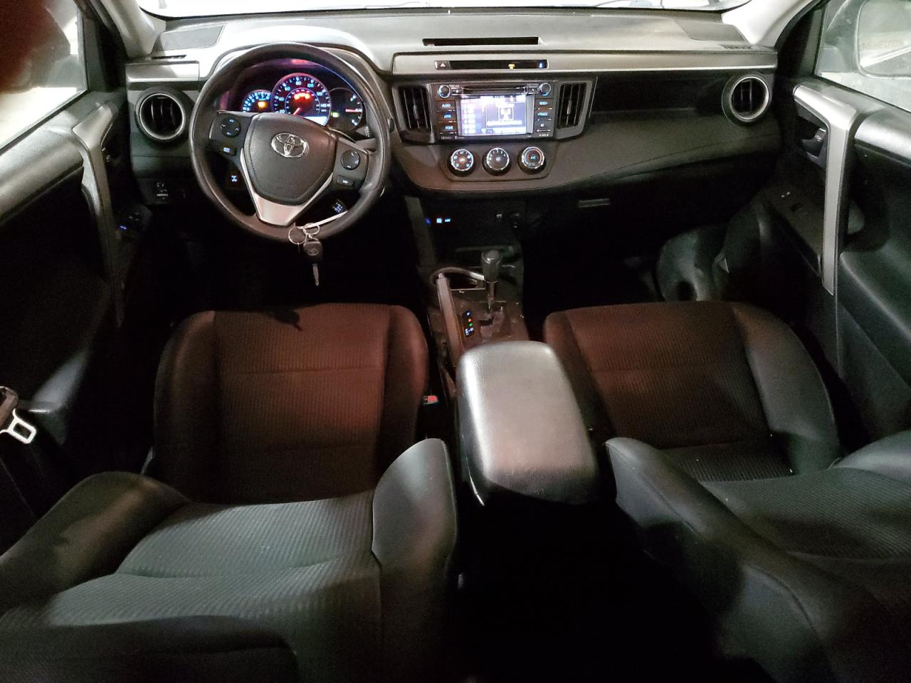 2016 Toyota RAV 4 - Image 8