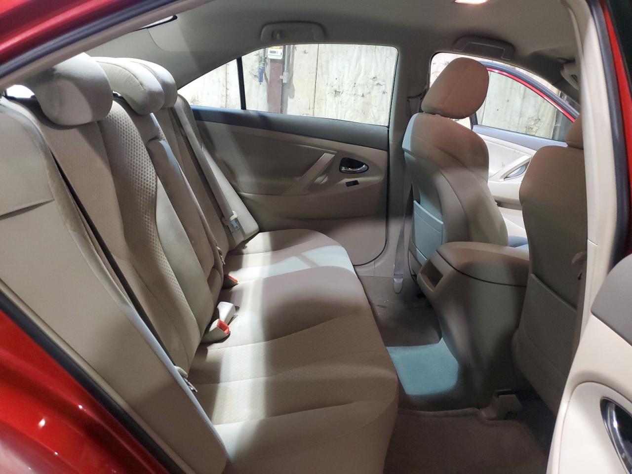 2009 Toyota Camry - Image 10