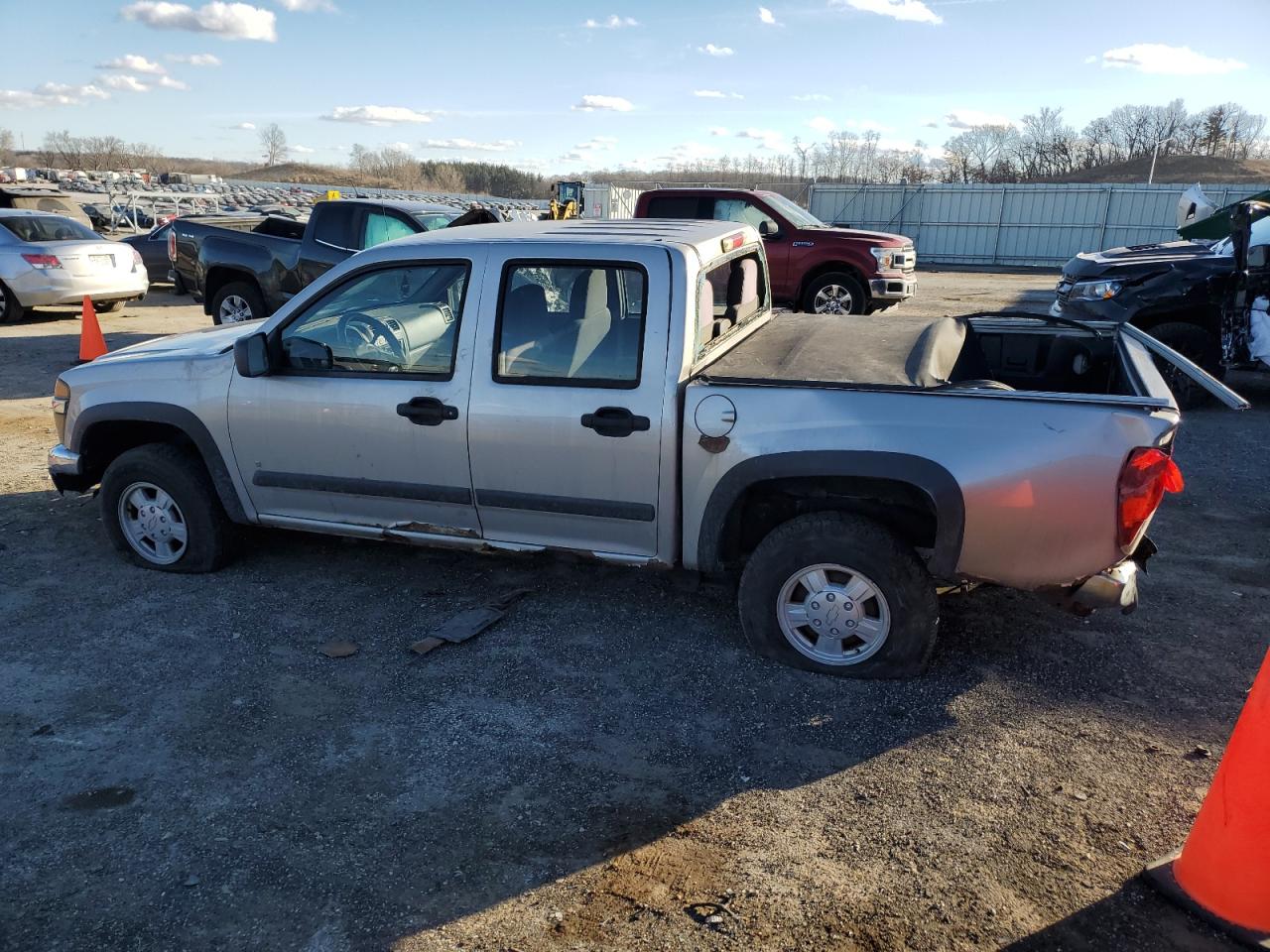 2006 Chevrolet Colorado - Image 2