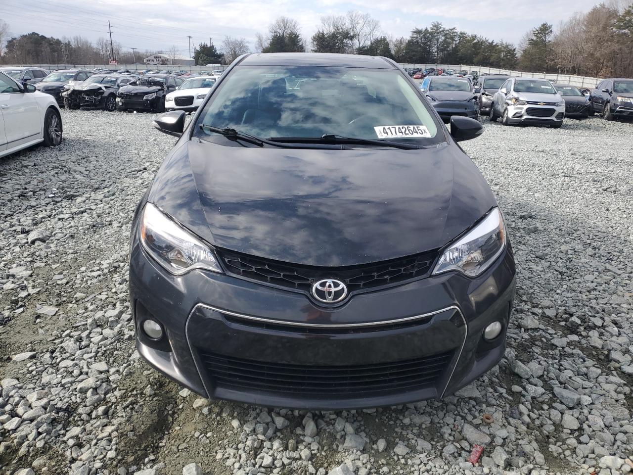 2015 Toyota Corolla - Image 5