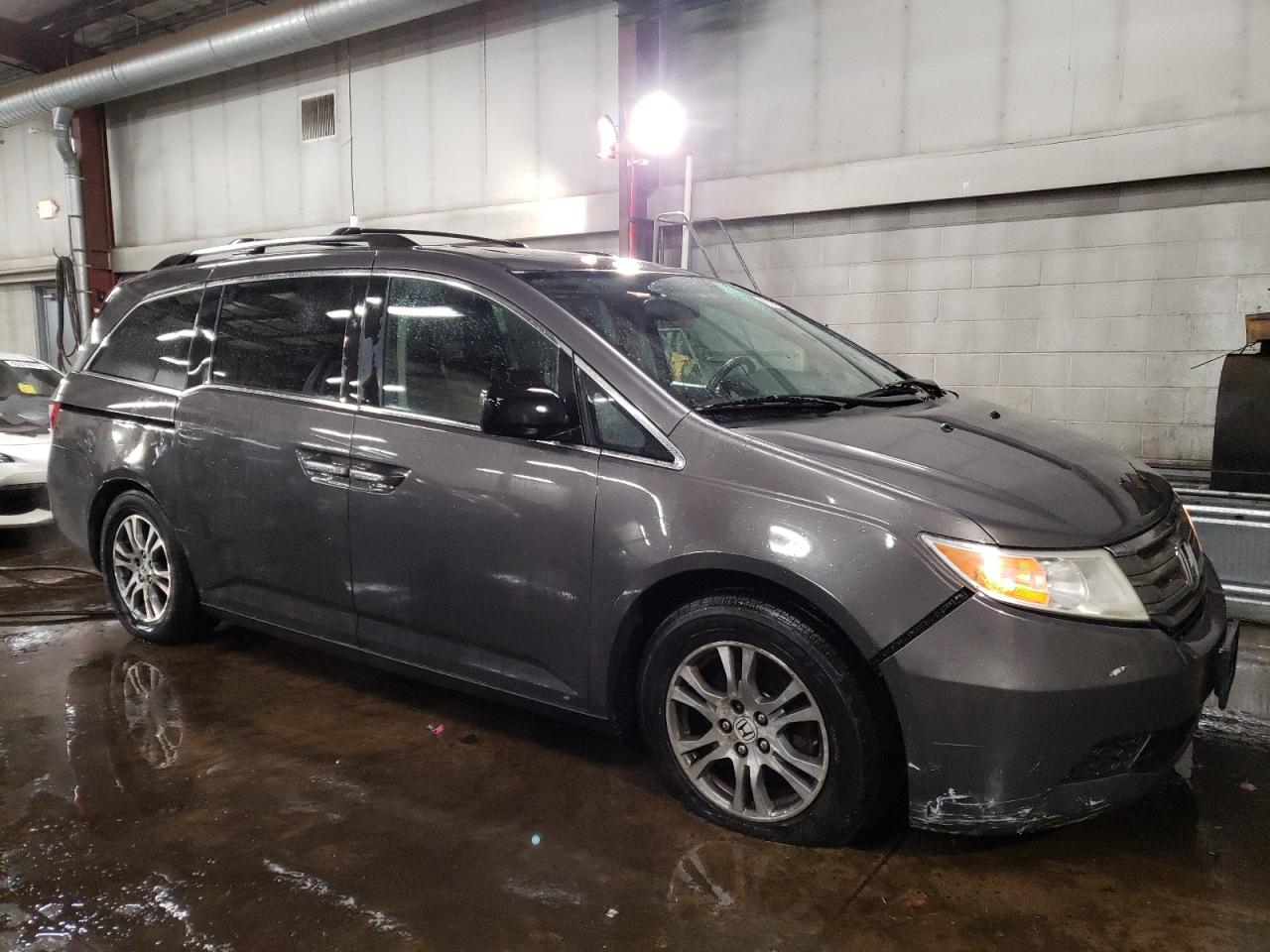 2013 Honda Odyssey - Image 4