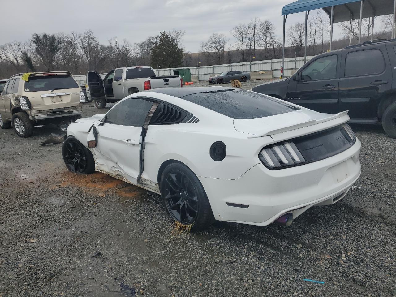 2015 Ford Mustang - Image 2