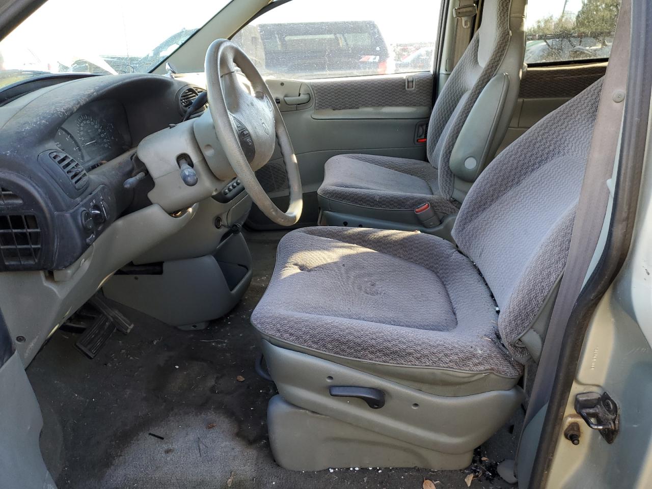 1999 Dodge Grand Caravan Se VIN: 1B4GP44G8XB816555 Lot: 87930185