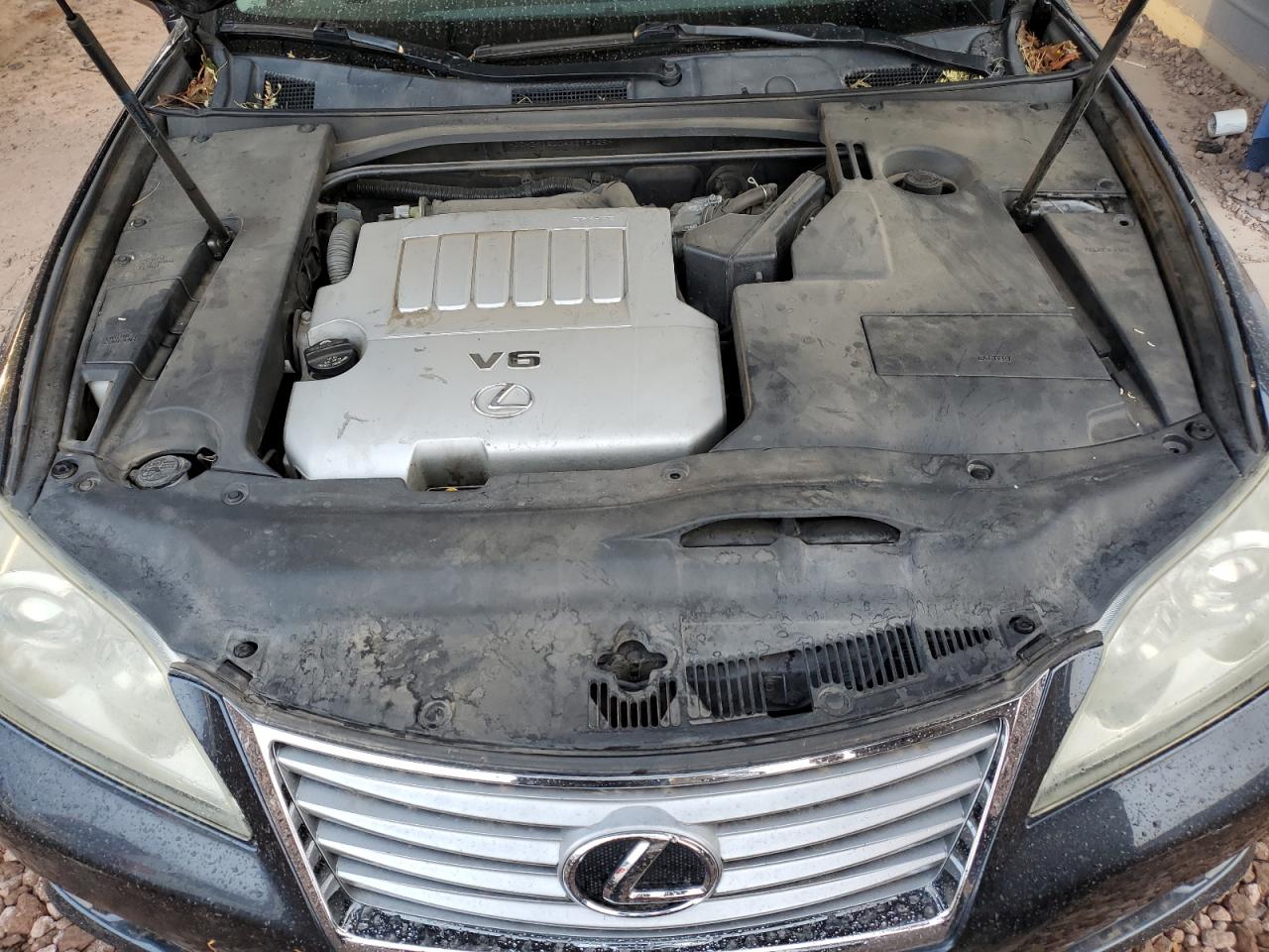 2010 Lexus ES - Image 11
