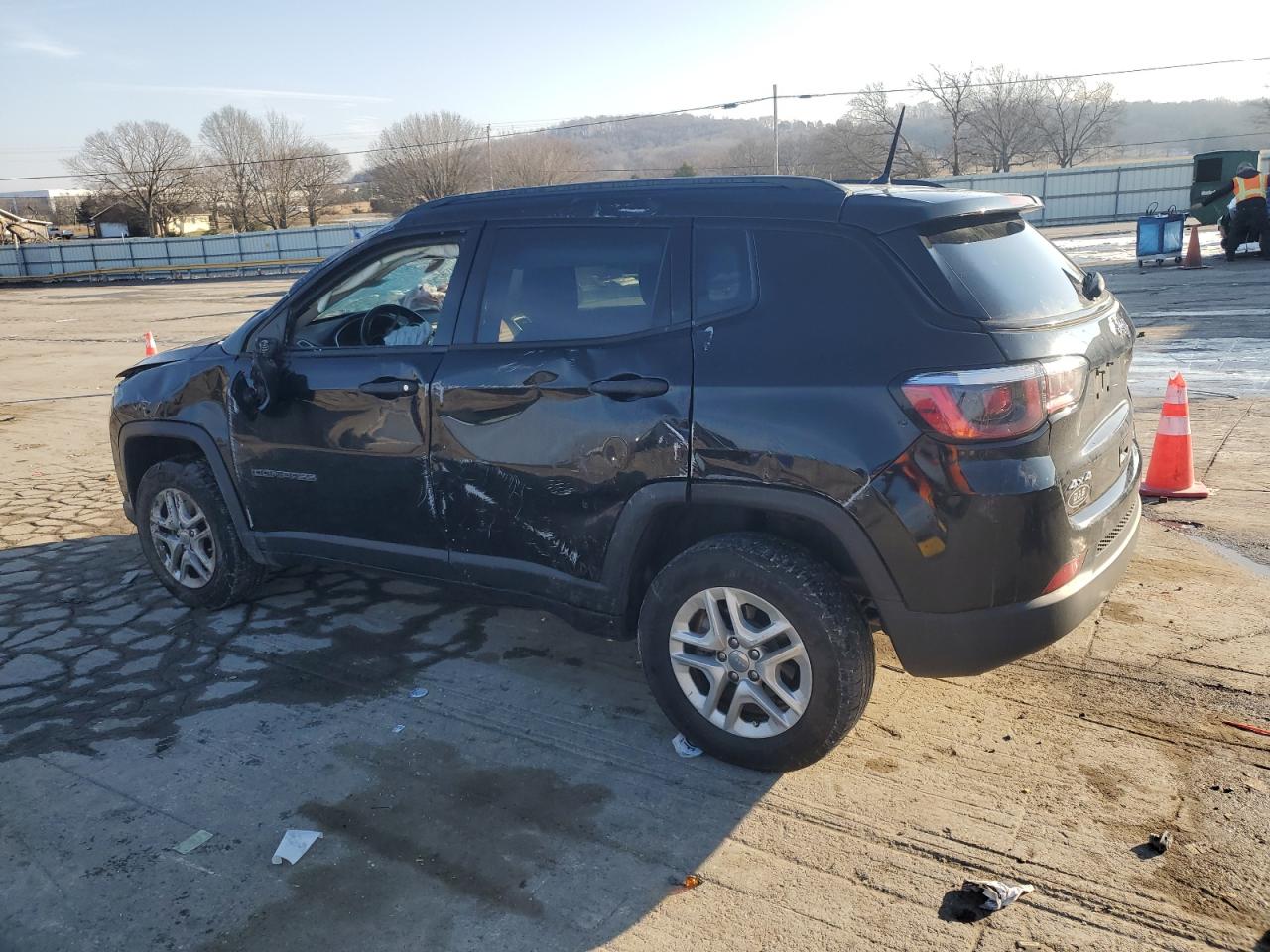 2018 Jeep Compass - Image 2