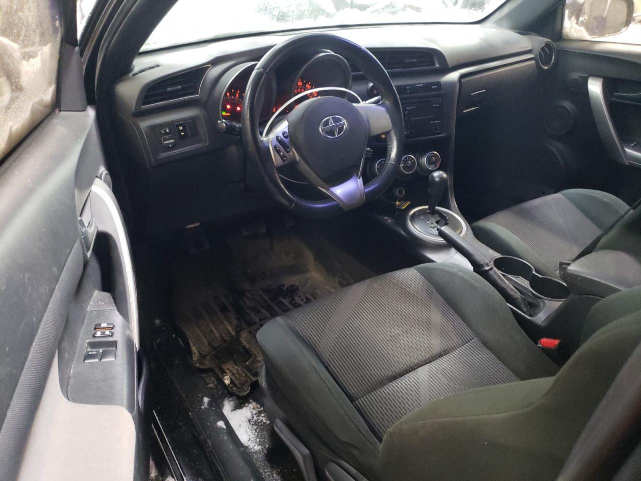 2012 Toyota tC - Image 8
