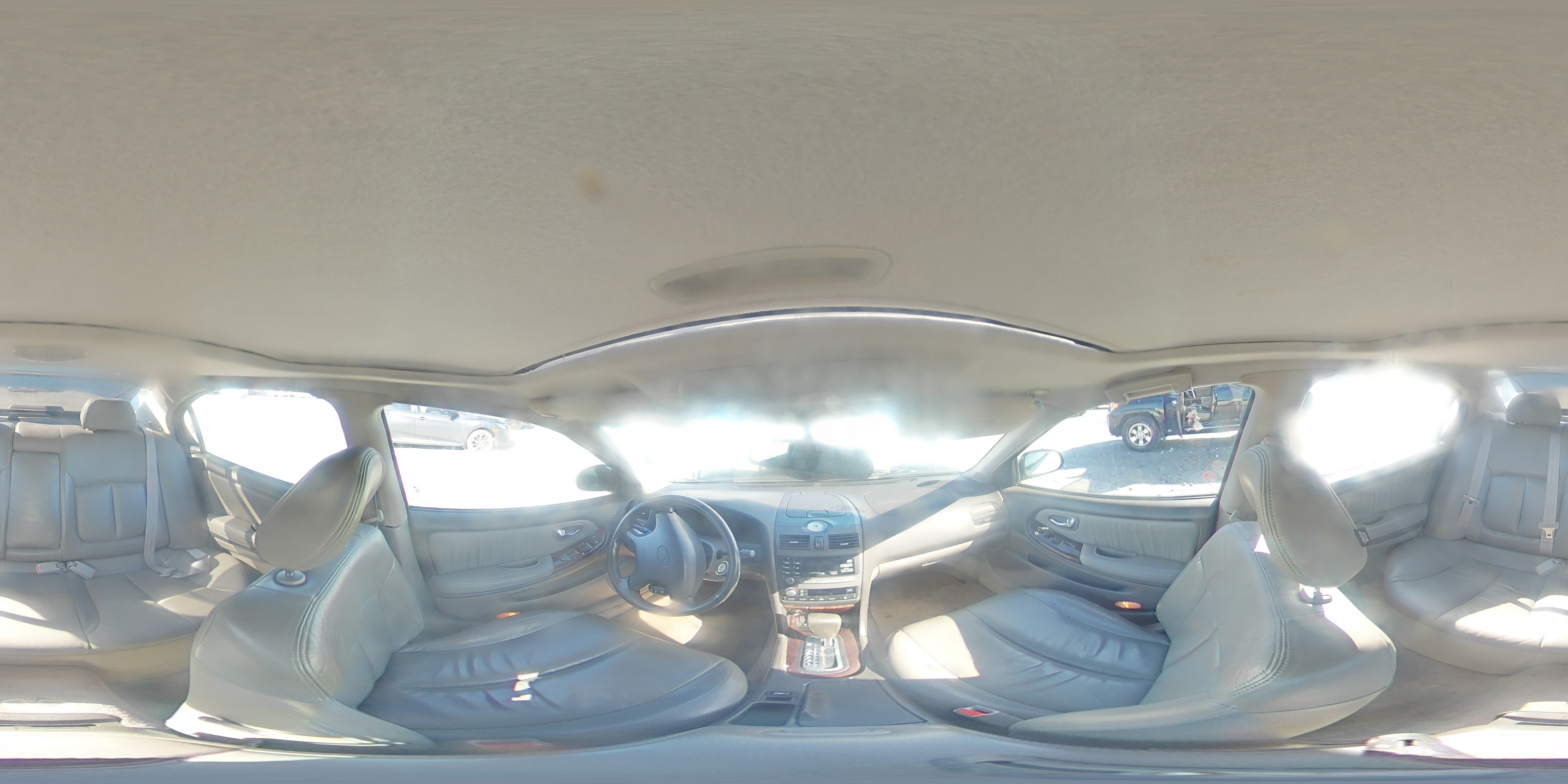 2000 Infiniti I - Image 13