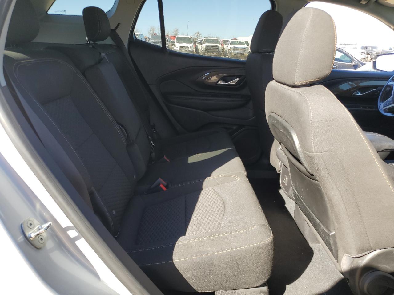 2020 GMC Terrain - Image 10