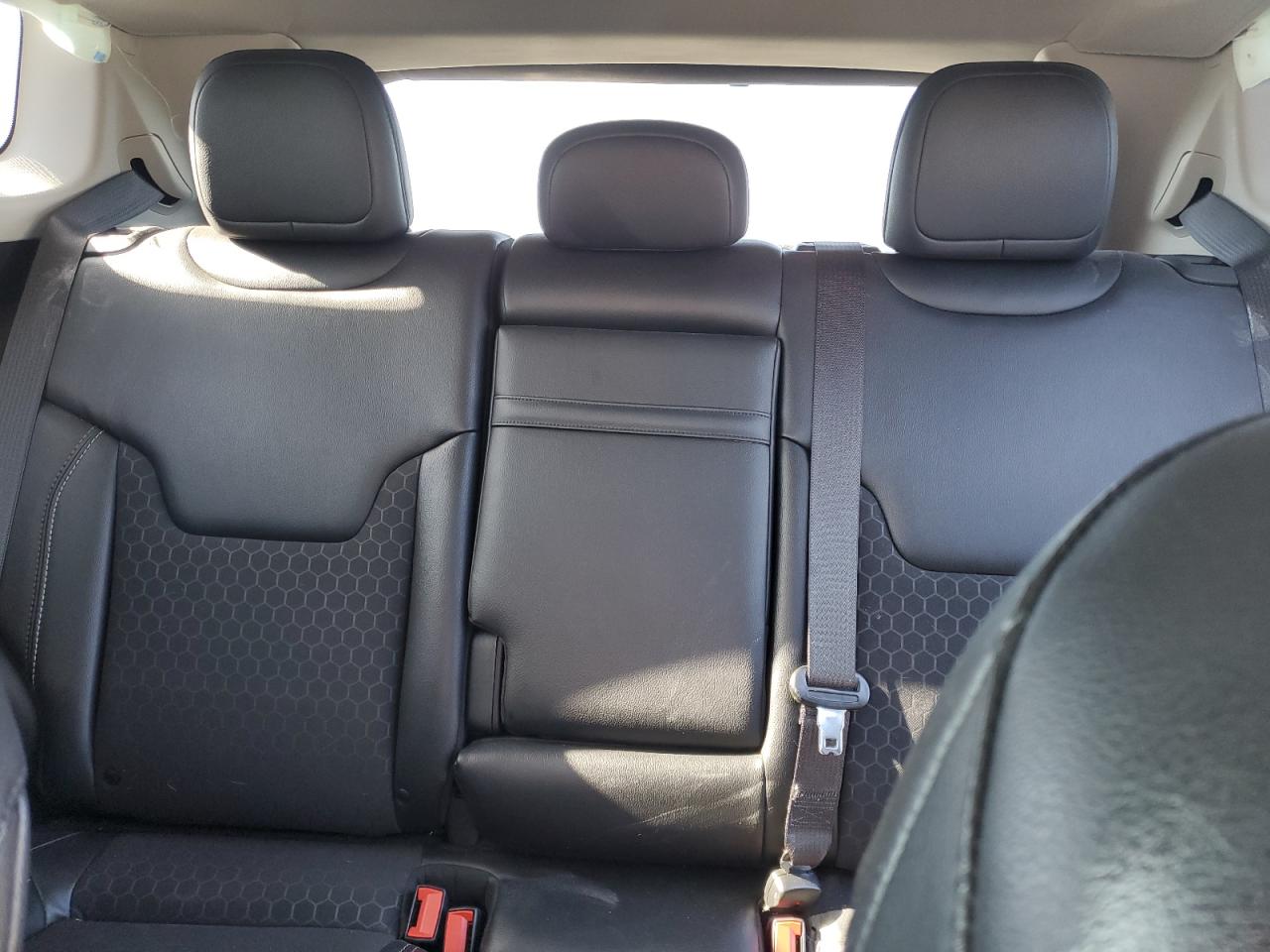 2019 Jeep Compass - Image 10