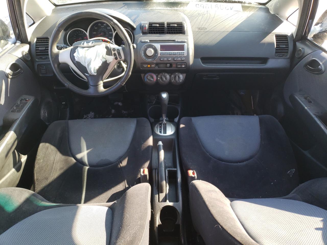 2008 Honda Fit - Image 8