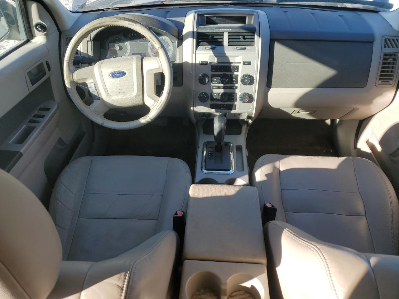 2009 Ford Escape - Image 8