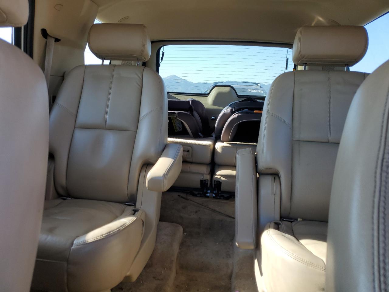 2008 GMC Yukon - Image 10