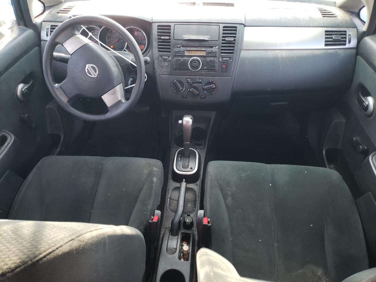 2011 Nissan Versa - Image 8