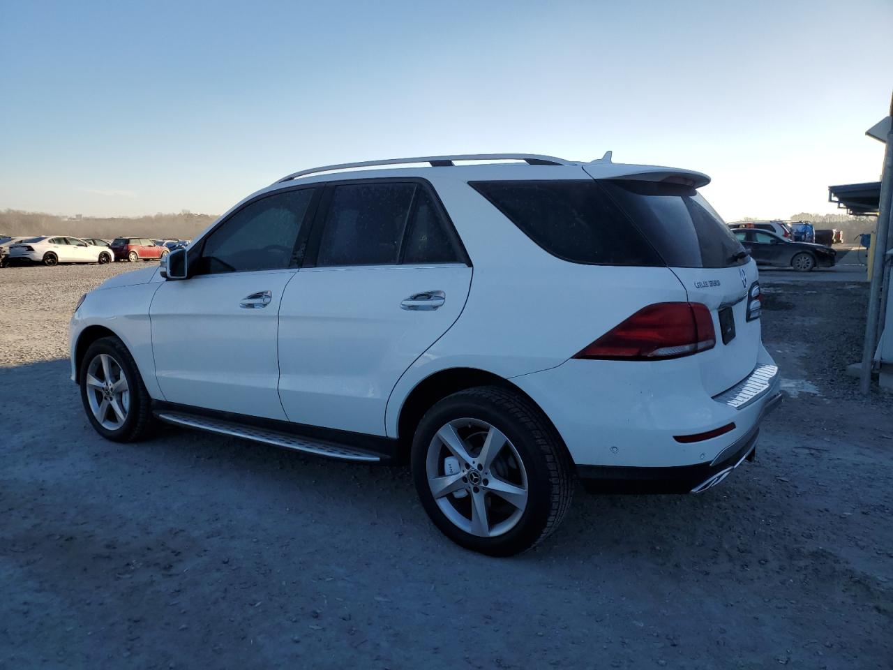 2017 Mercedes-Benz GLE - Image 2
