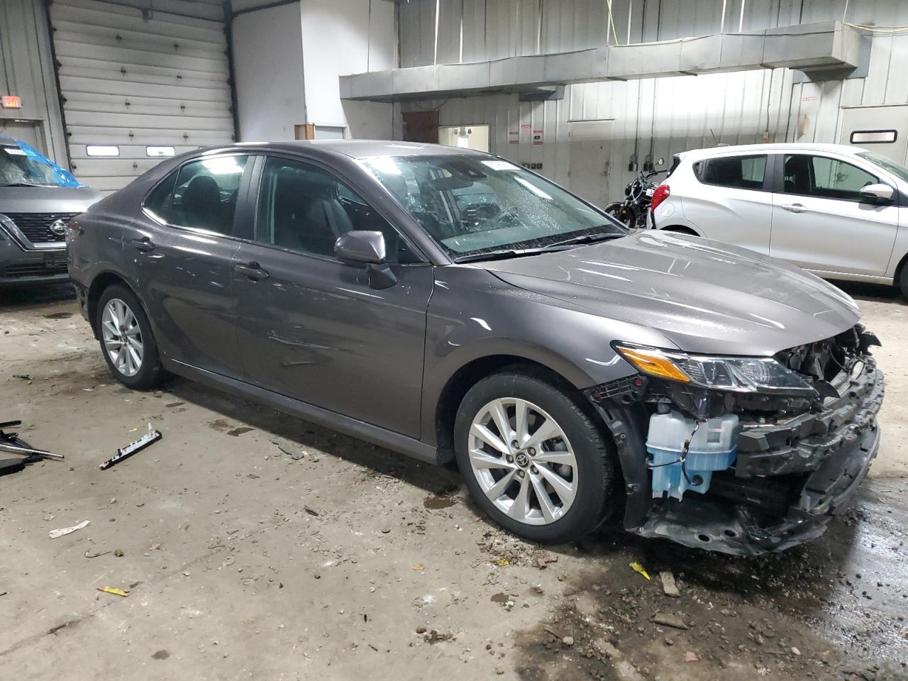 2023 Toyota Camry - Image 4