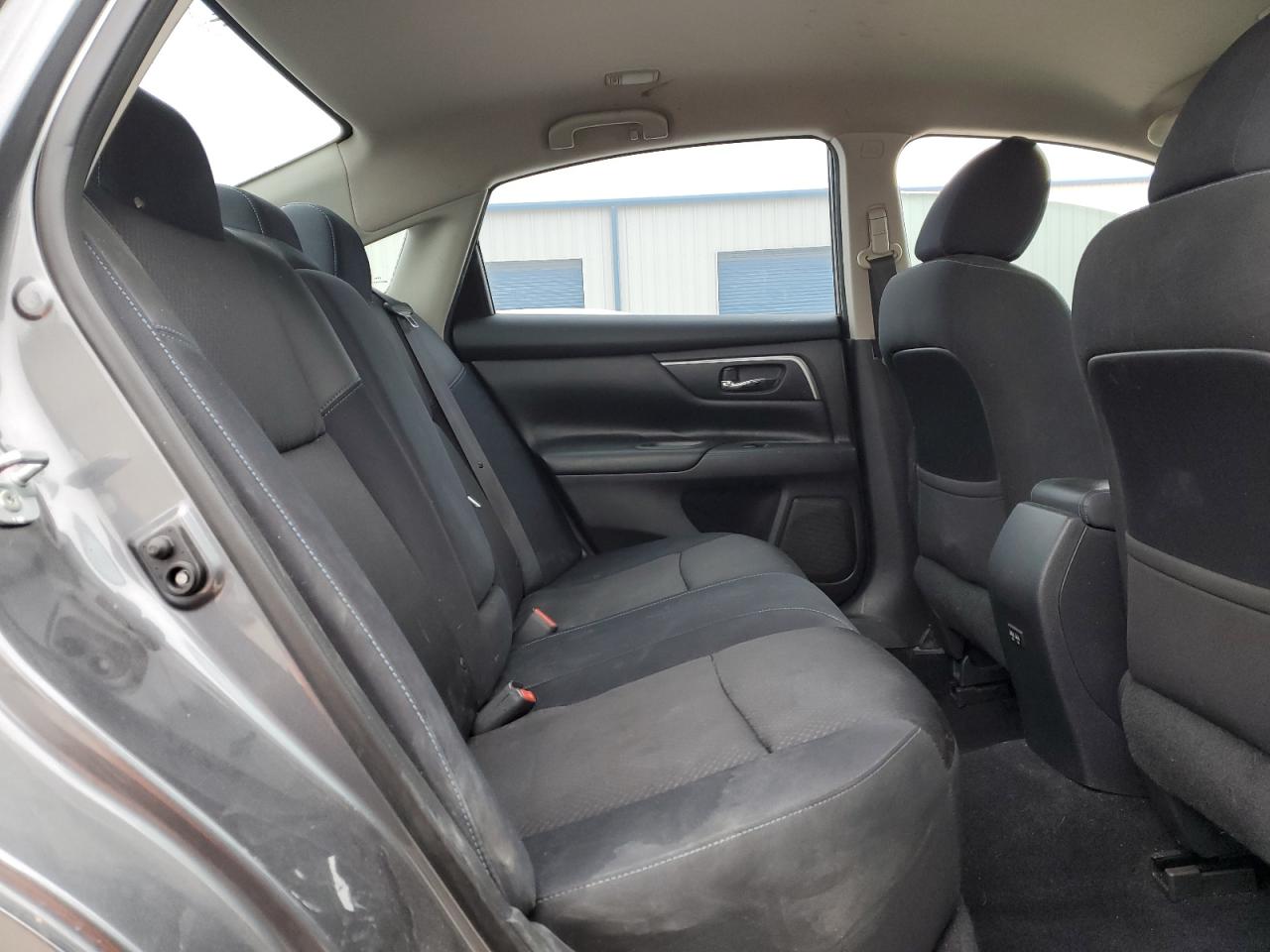 2017 Nissan Altima - Image 10