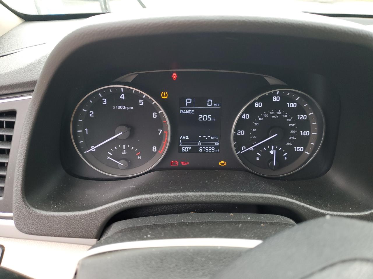2018 Hyundai Elantra - Image 9