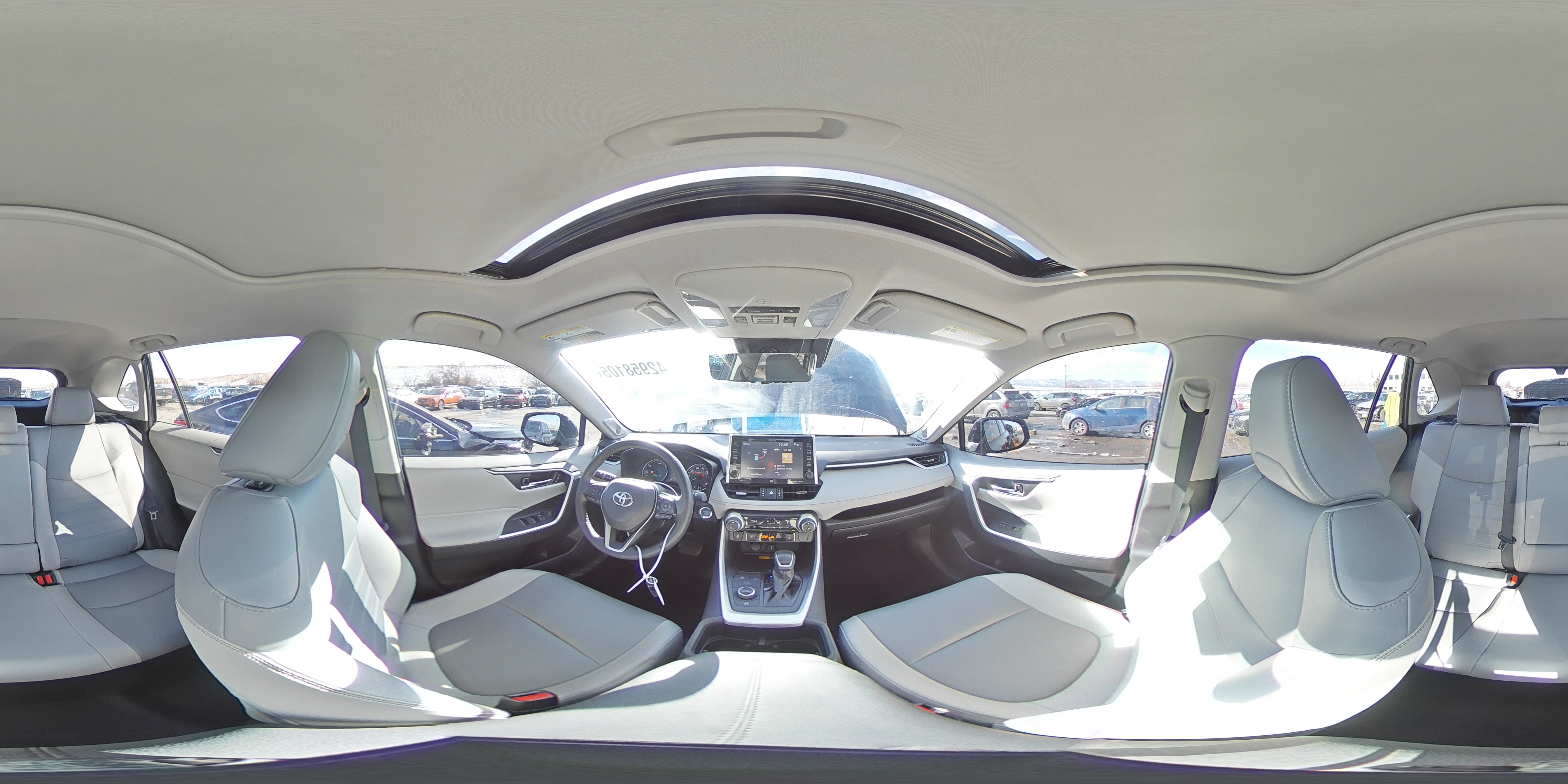 2022 Toyota RAV 4 - Image 16