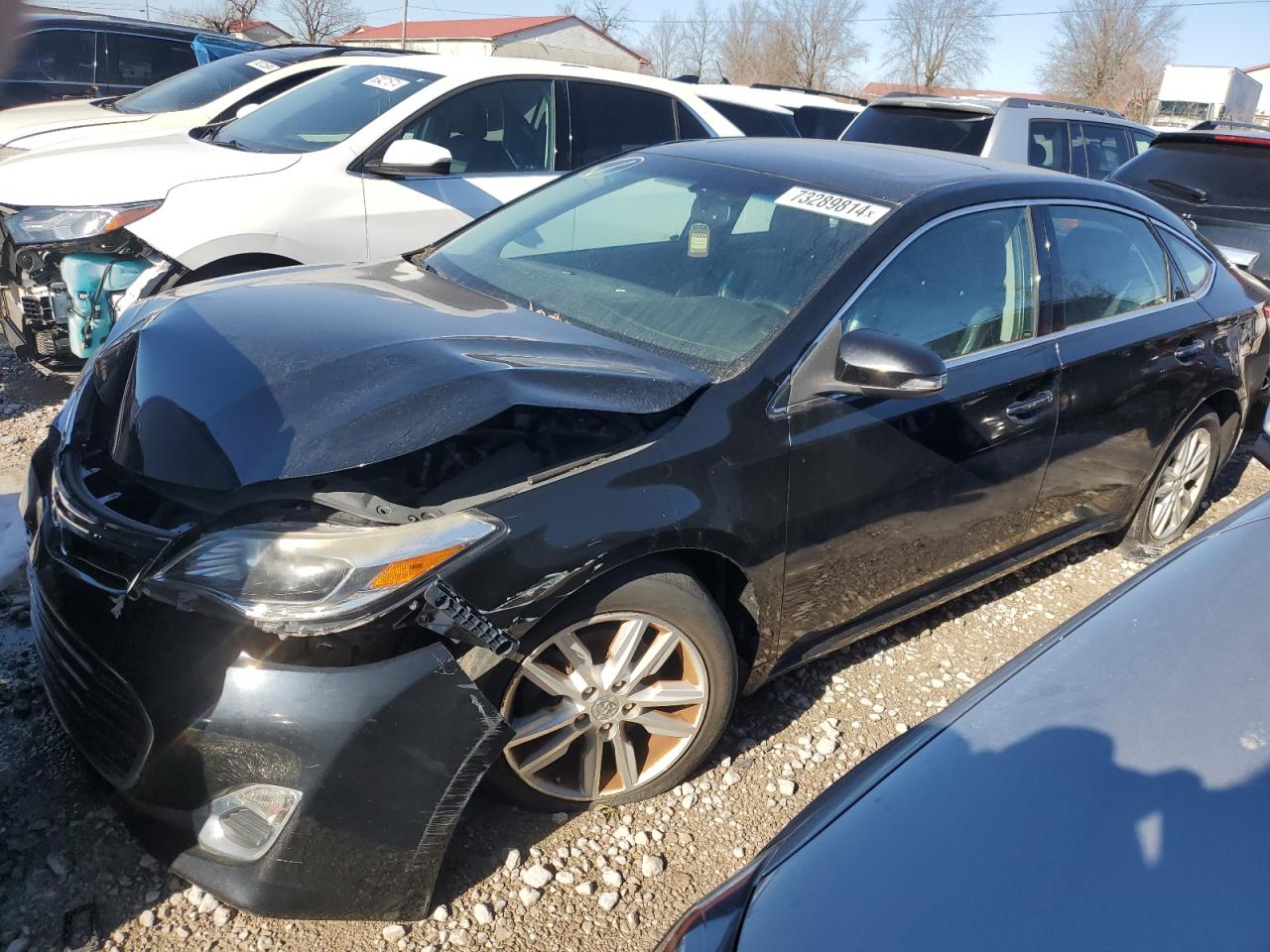 2013 Toyota Avalon - Image 1