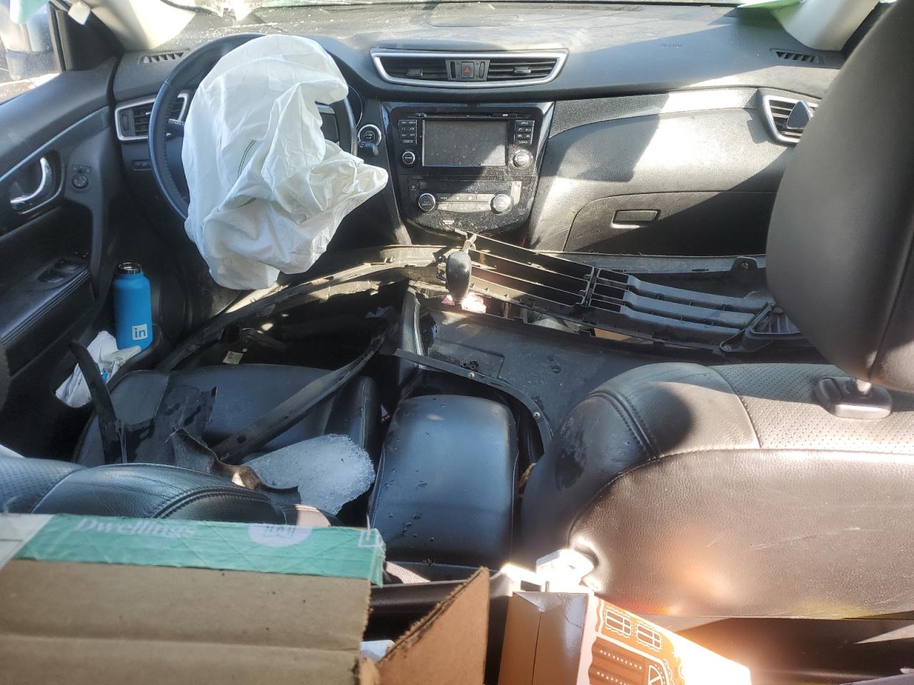 2014 Nissan Rogue - Image 8