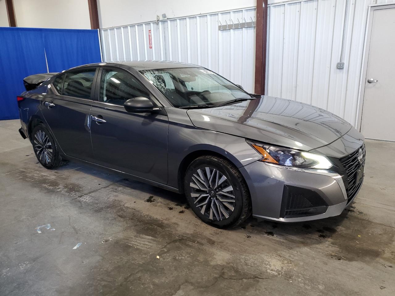 2024 Nissan Altima - Image 4