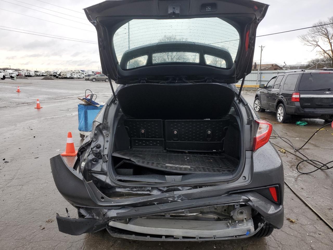 2019 Toyota C-HR - Image 6