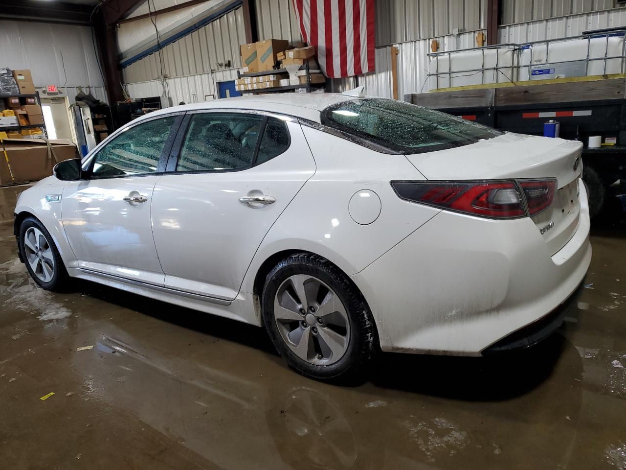 2016 Kia Optima - Image 2