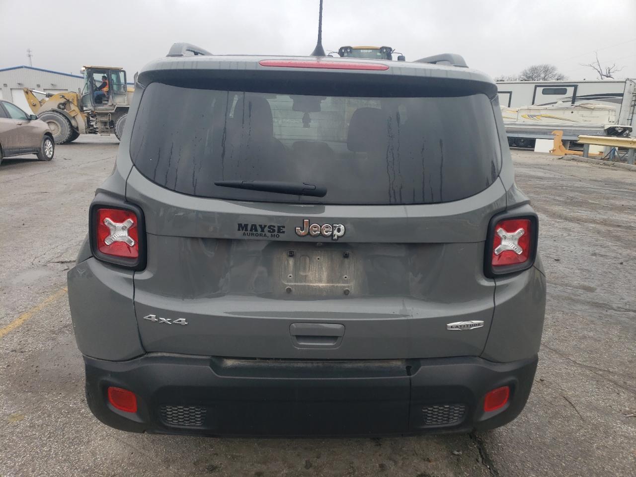 2021 Jeep Renegade - Image 6