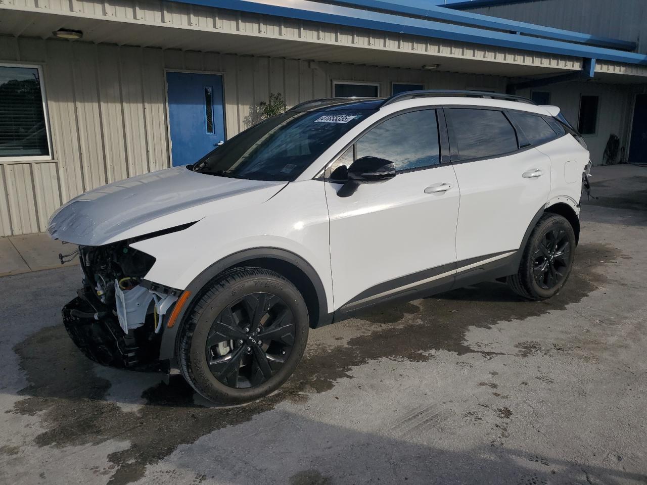 2023 Kia Sportage - Image 1