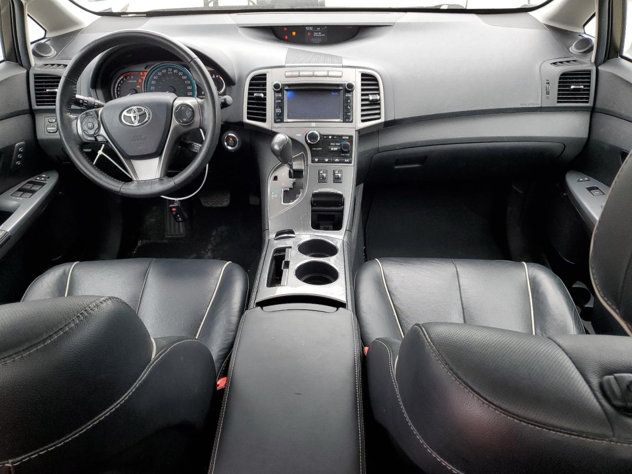 2013 Toyota Venza - Image 8