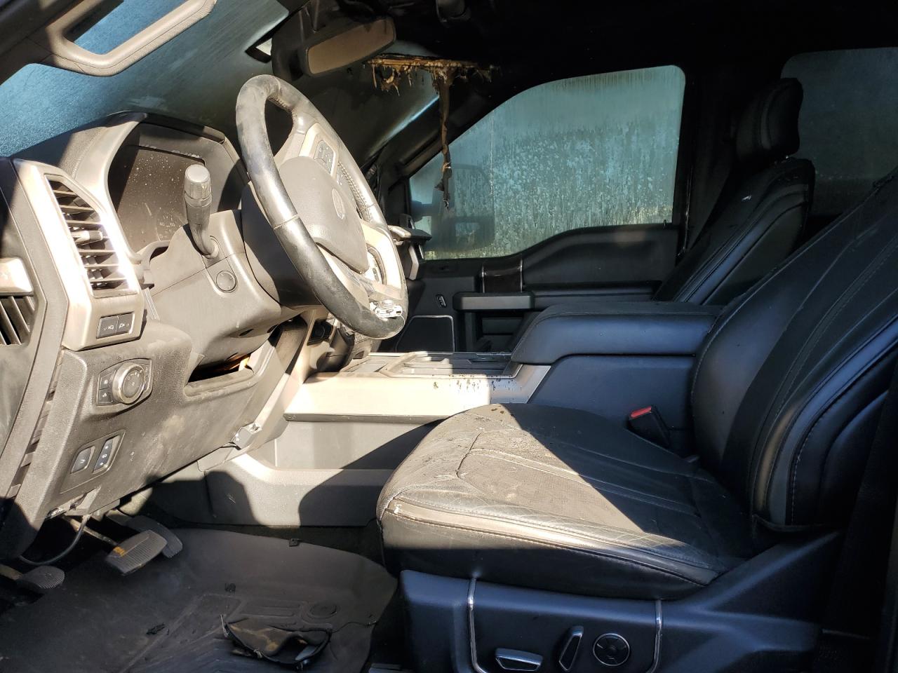 2017 Ford F350 - Image 7