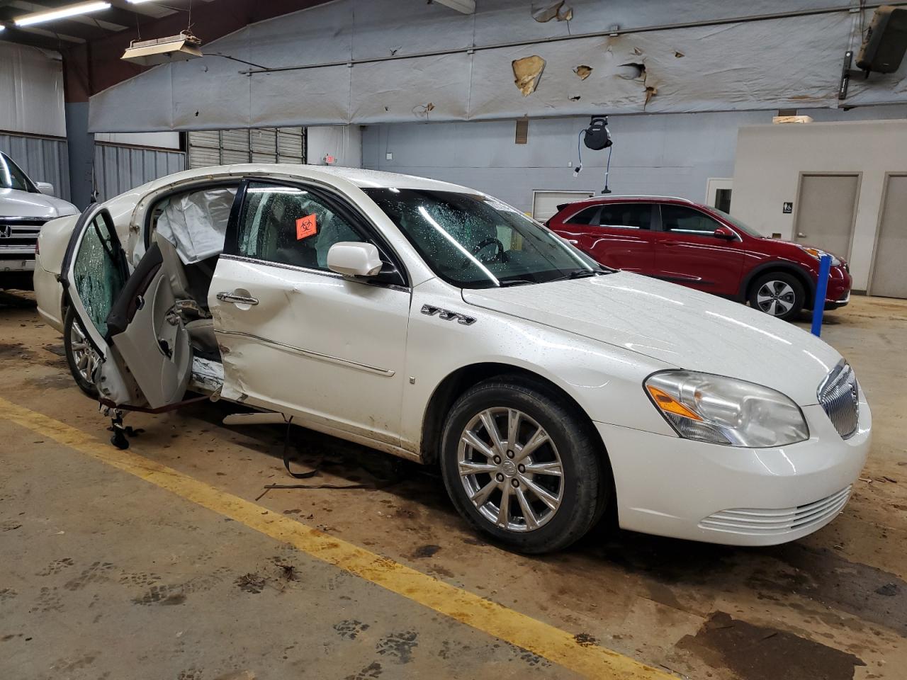 2009 Buick Lucerne - Image 4