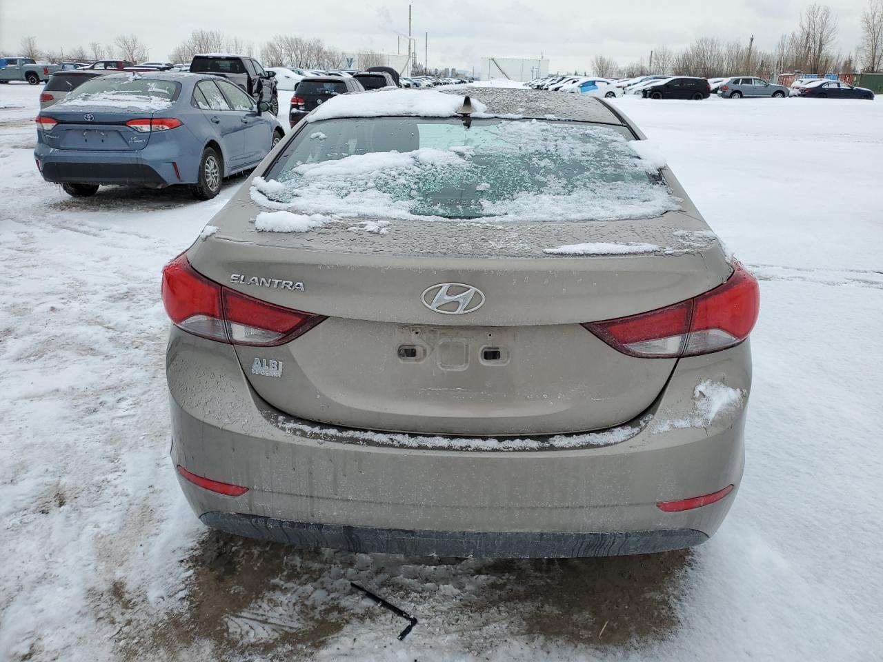 2015 Hyundai Elantra - Image 6