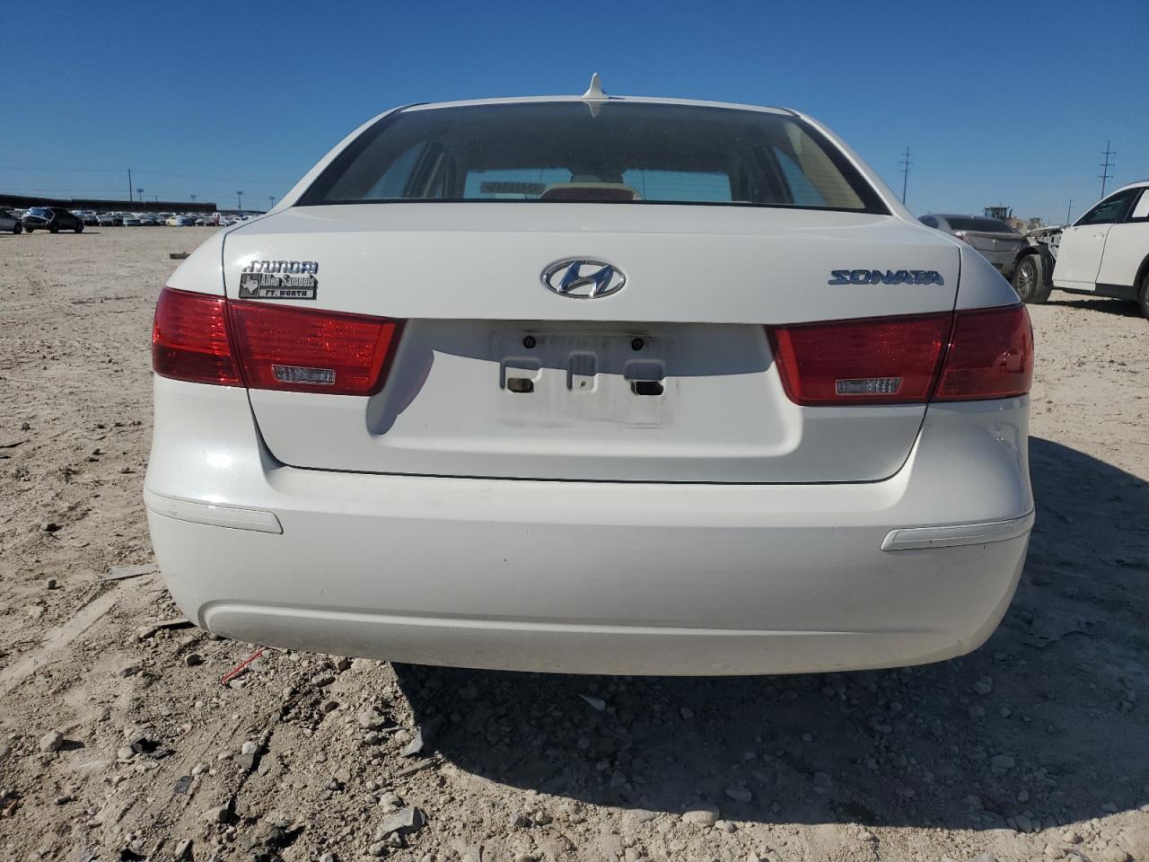 2009 Hyundai Sonata - Image 6