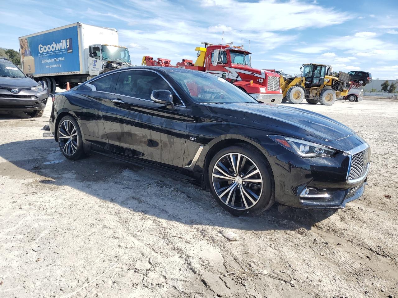 2017 Infiniti Q60 - Image 4