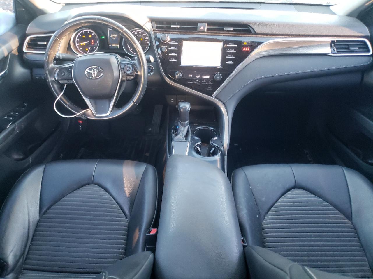 2018 Toyota Camry - Image 8