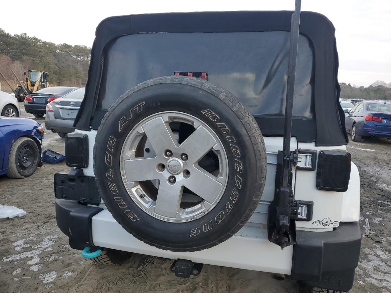 2016 Jeep Wrangler - Image 6