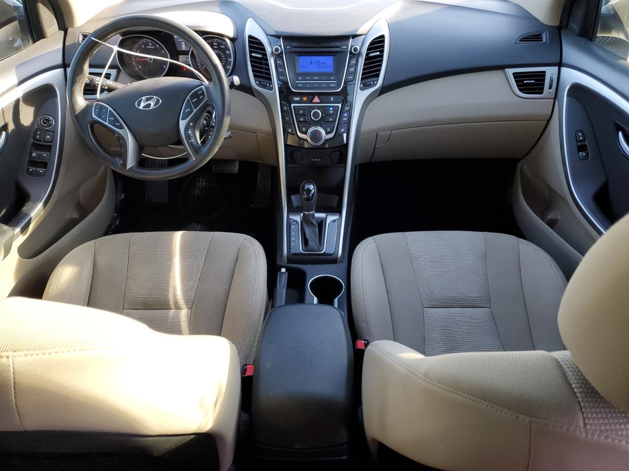 2014 Hyundai Elantra - Image 8
