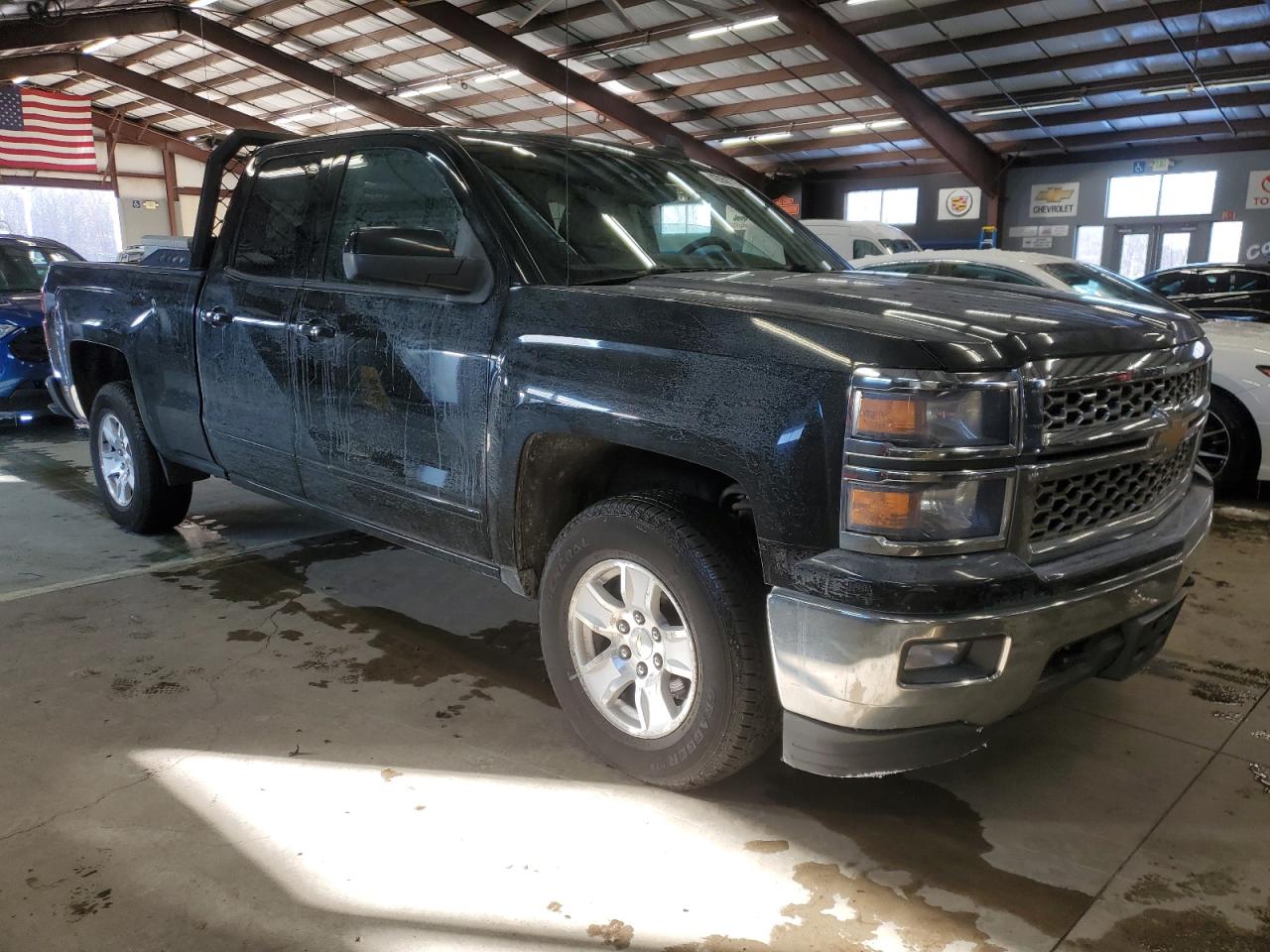 2015 Chevrolet Silverado - Image 4