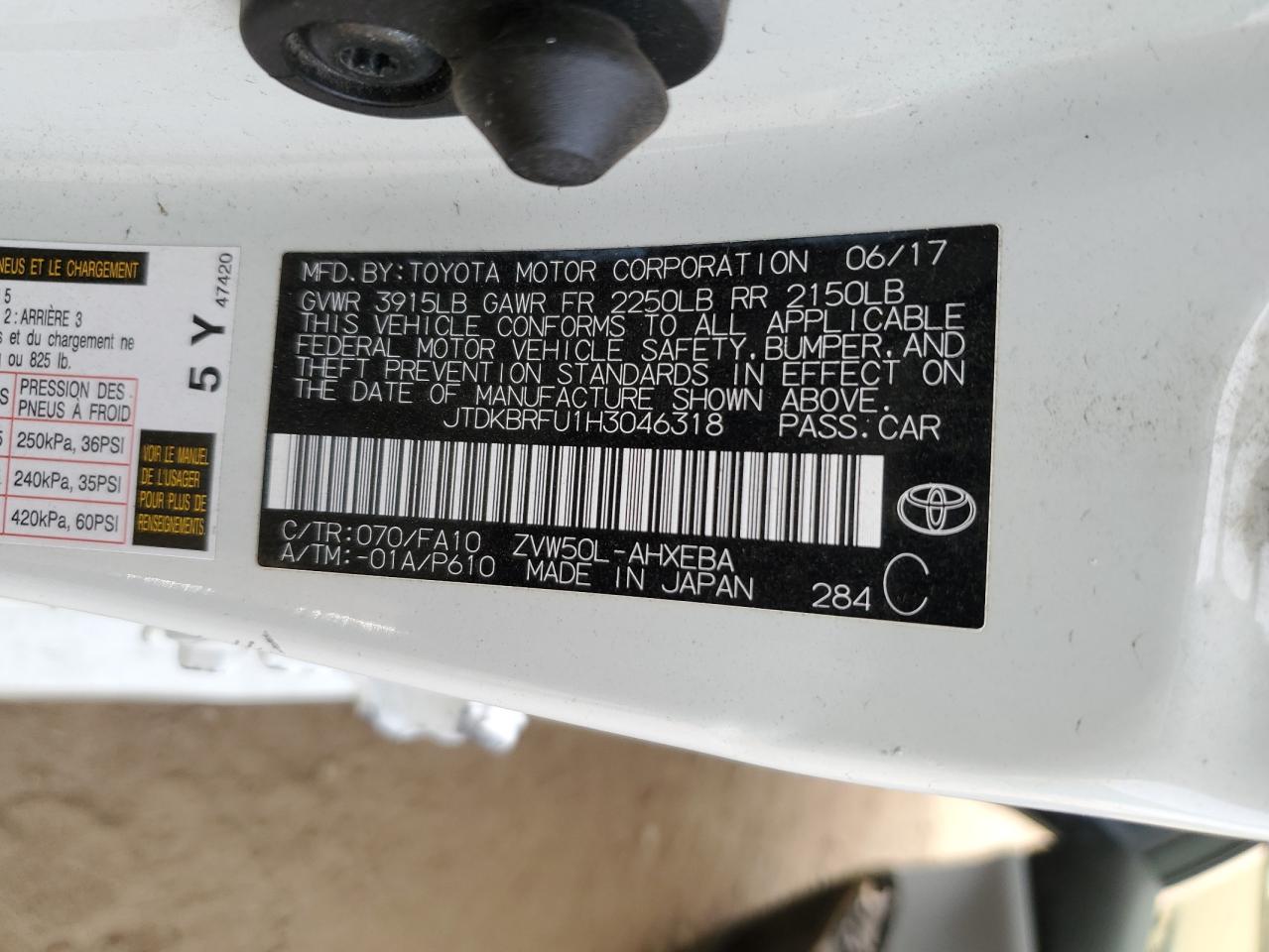 2017 Toyota Prius - Image 13