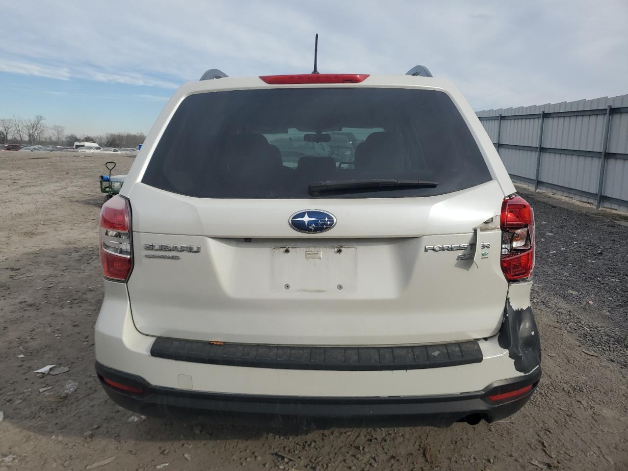 2015 Subaru Forester - Image 6