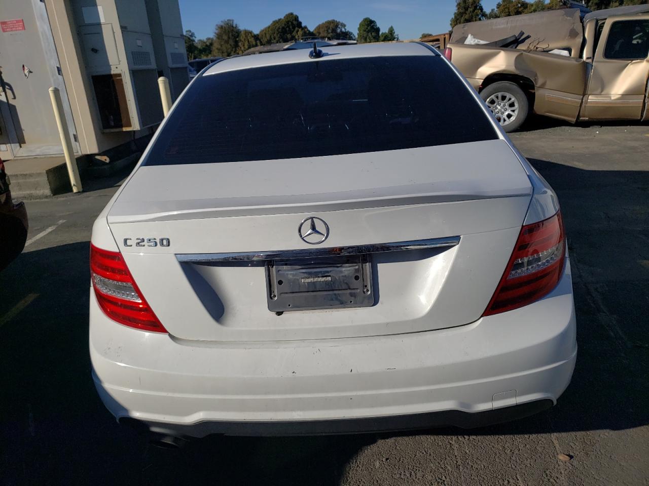 2013 Mercedes-Benz C 250 VIN: WDDGF4HB4DA824177 Lot: 87702385