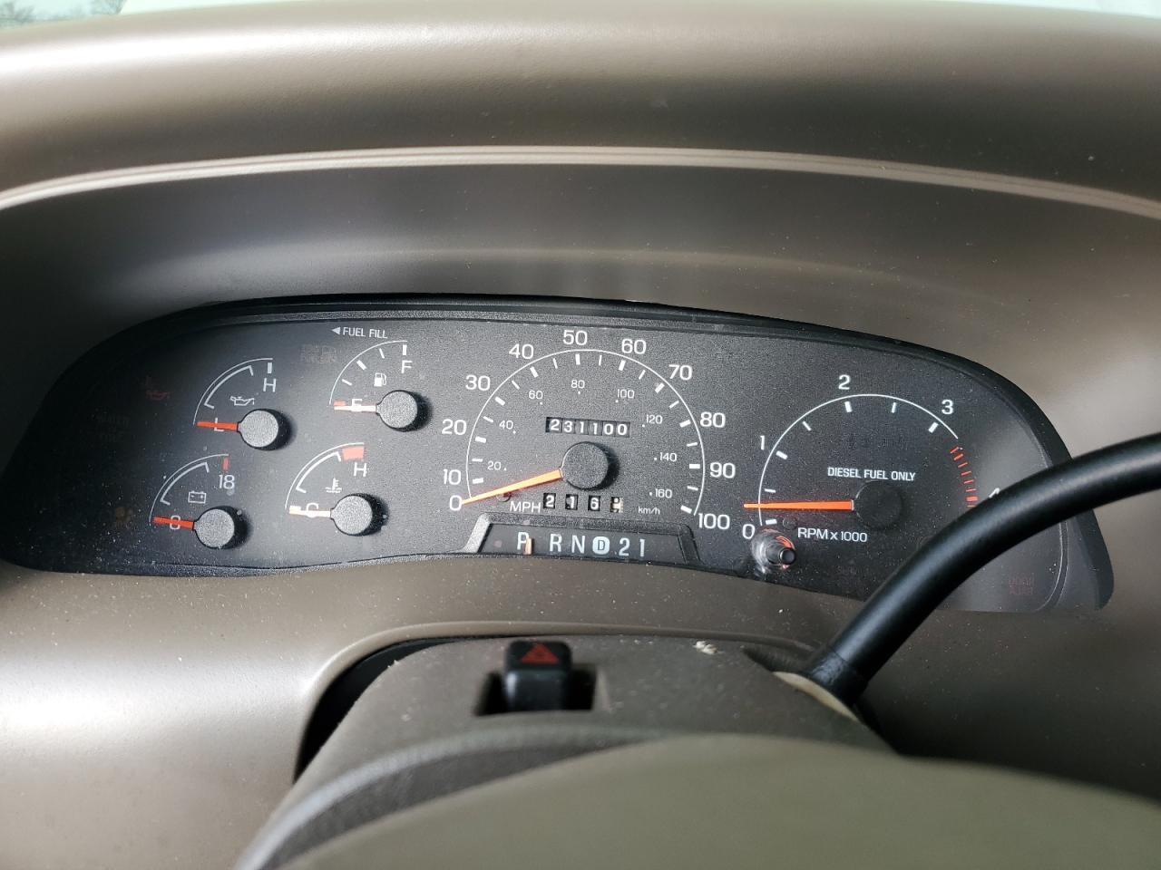 2001 Ford Excursion - Image 9