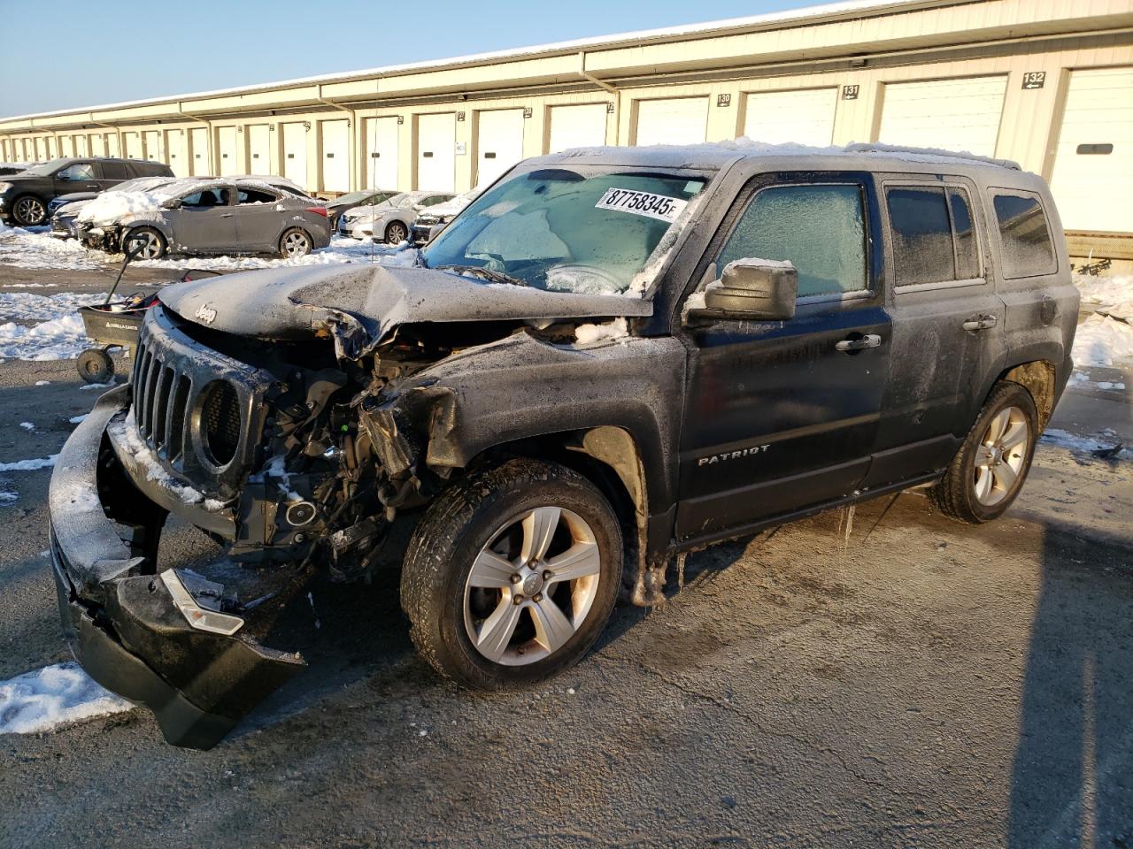2014 Jeep Patriot Latitude for Sale in Louisville, KY - Front End