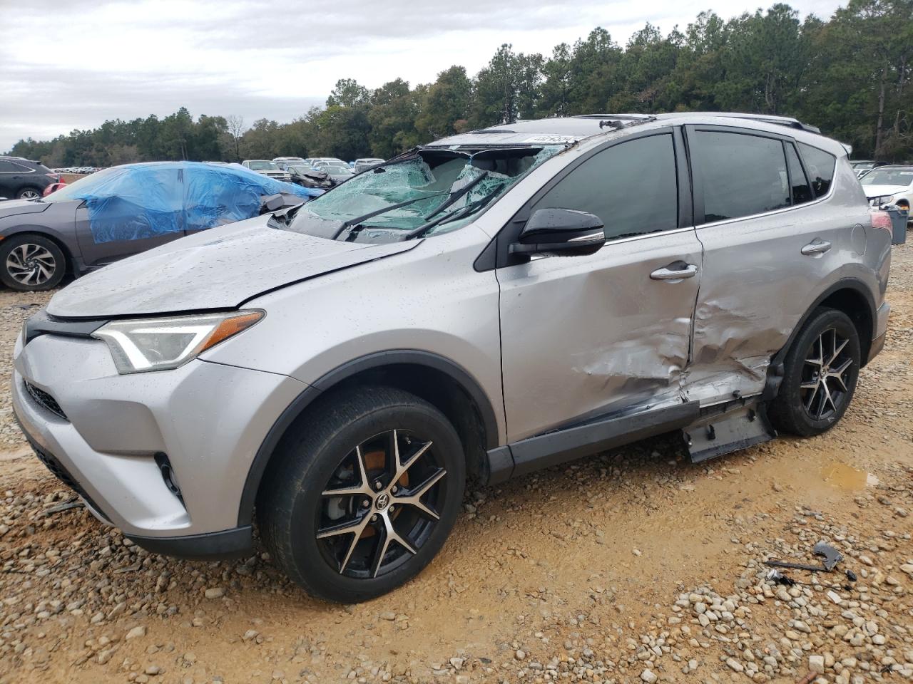 2017 Toyota RAV 4 - Image 1
