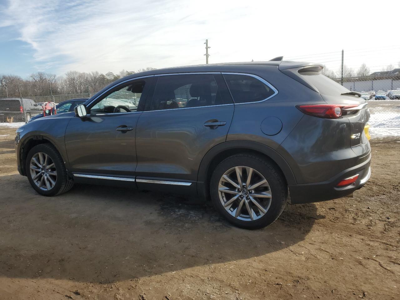2018 Mazda CX-9 - Image 2