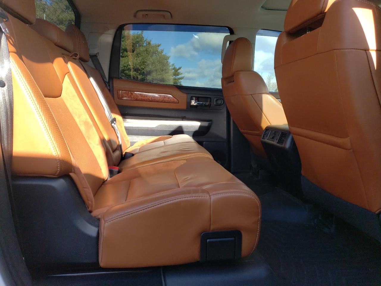 2016 Toyota Tundra Crewmax 1794 VIN: 5TFAY5F13GX511892 Lot: 86345904