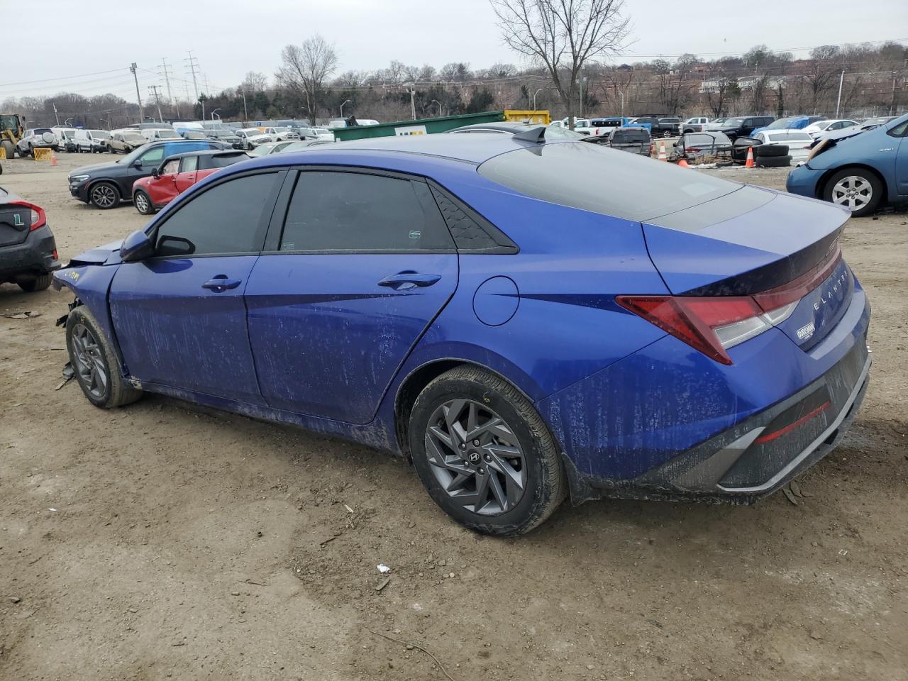 2024 Hyundai Elantra - Image 2