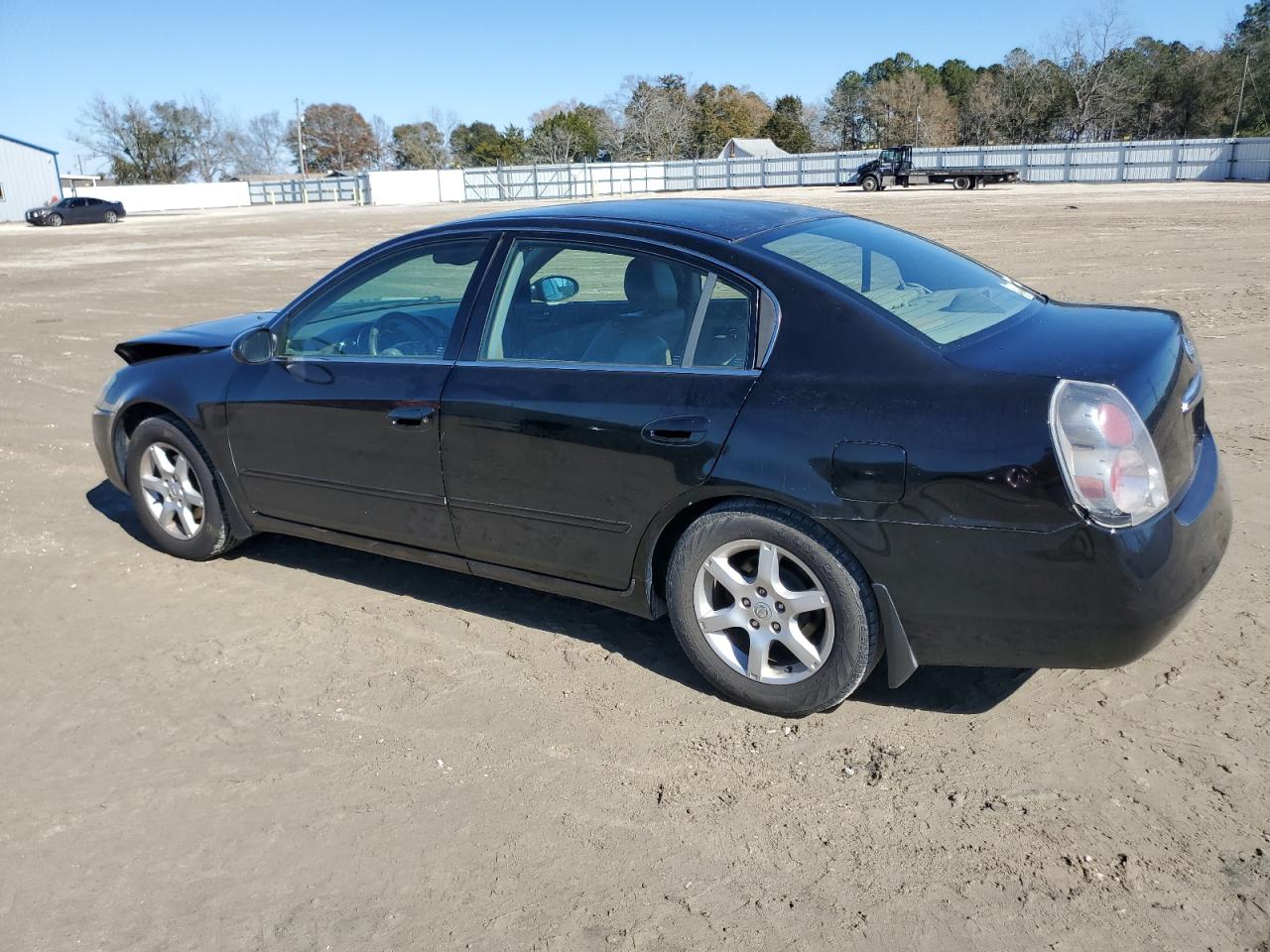 2006 Nissan Altima - Image 2