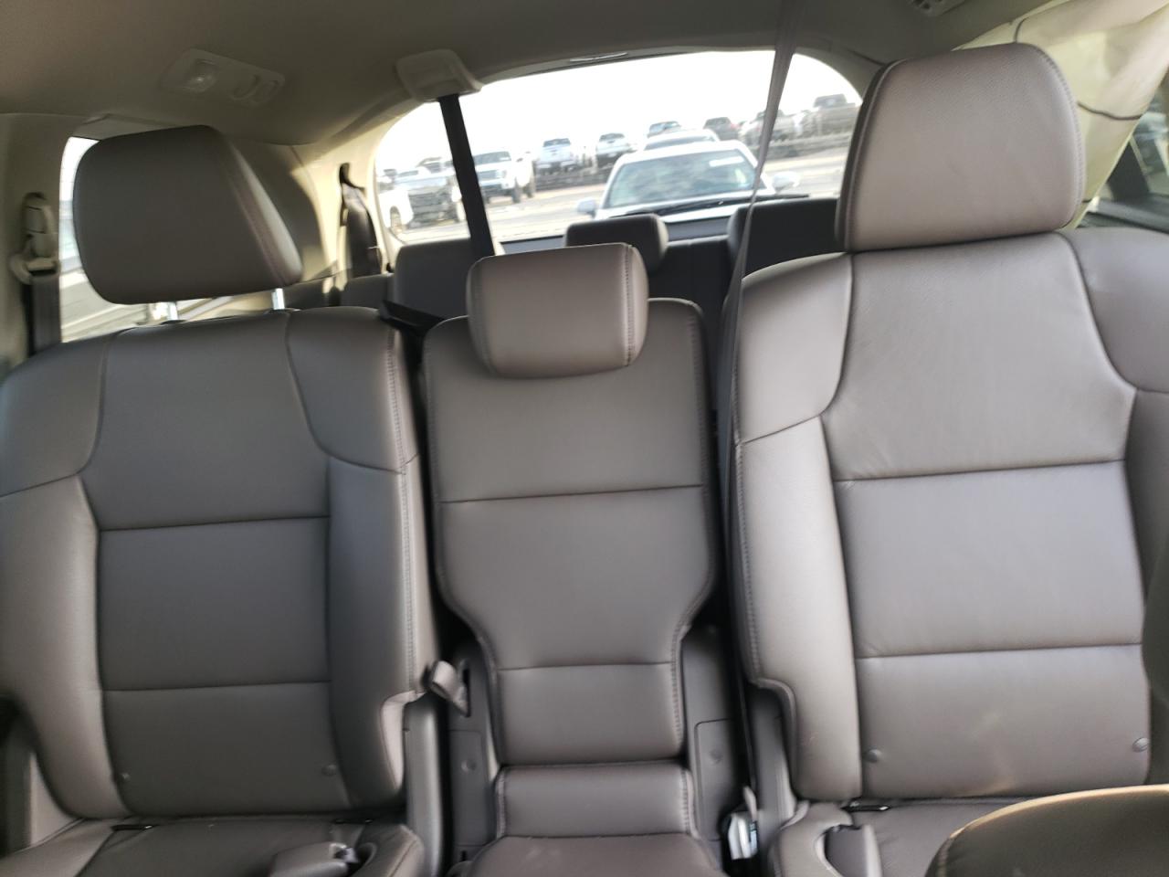 2015 Honda Odyssey - Image 10
